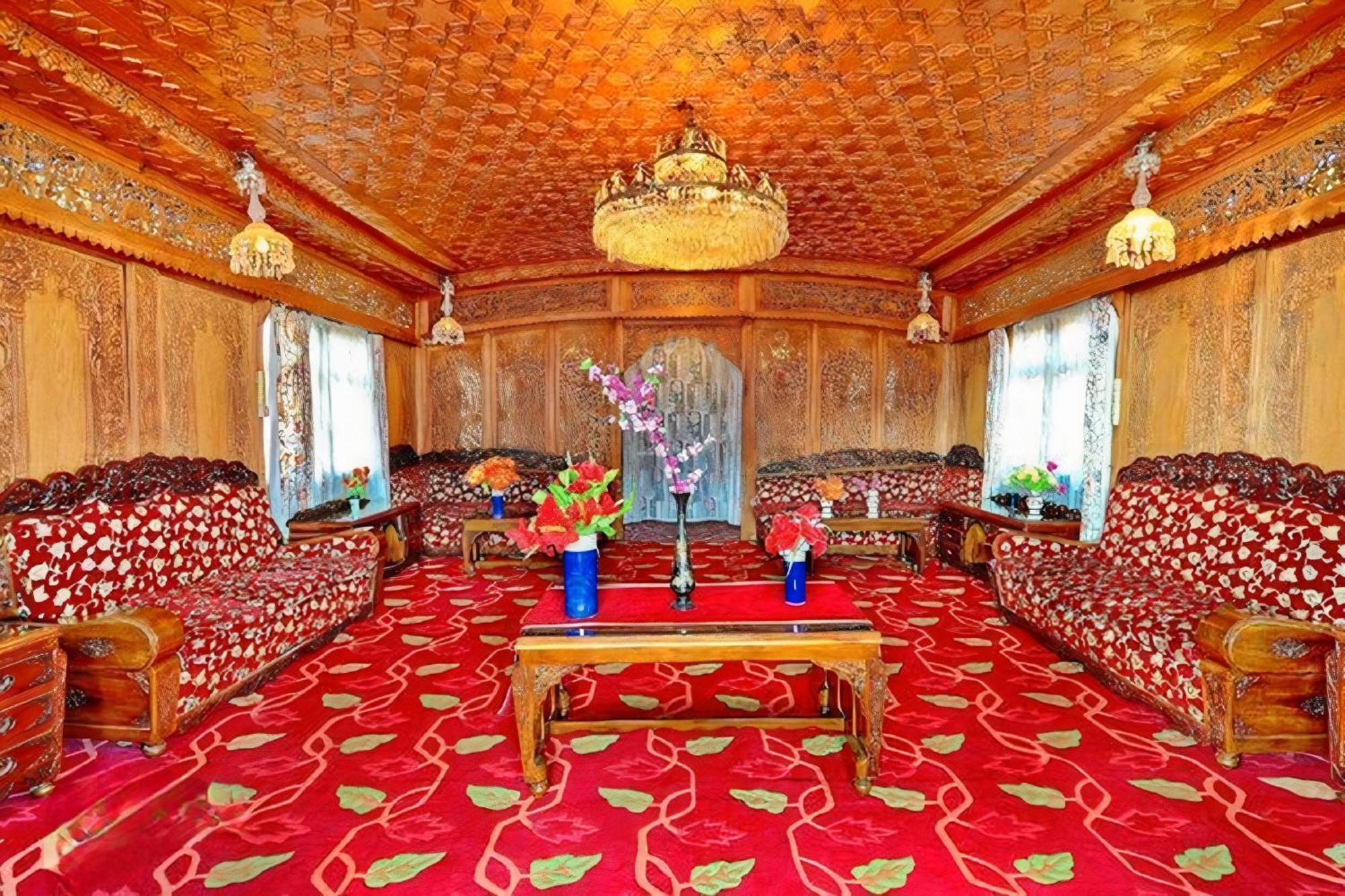 Hotel Heritage Amina Group Of Houseboats Srīnagar Zewnętrze zdjęcie